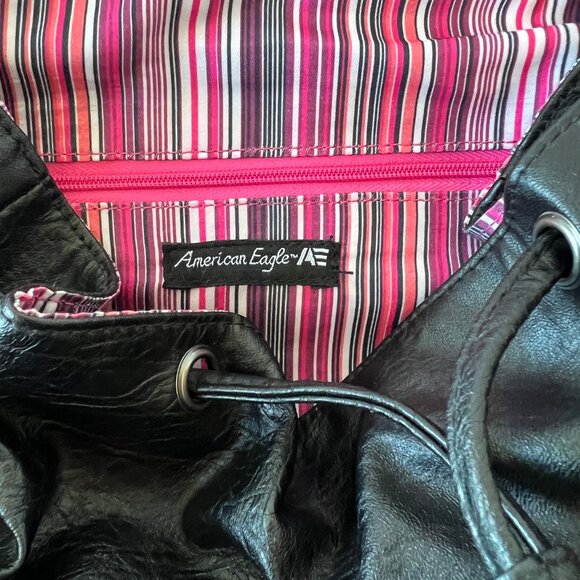 American Eagle Black Large Quilted Backpack Style Bag, Like New! - Picture 5 of 13